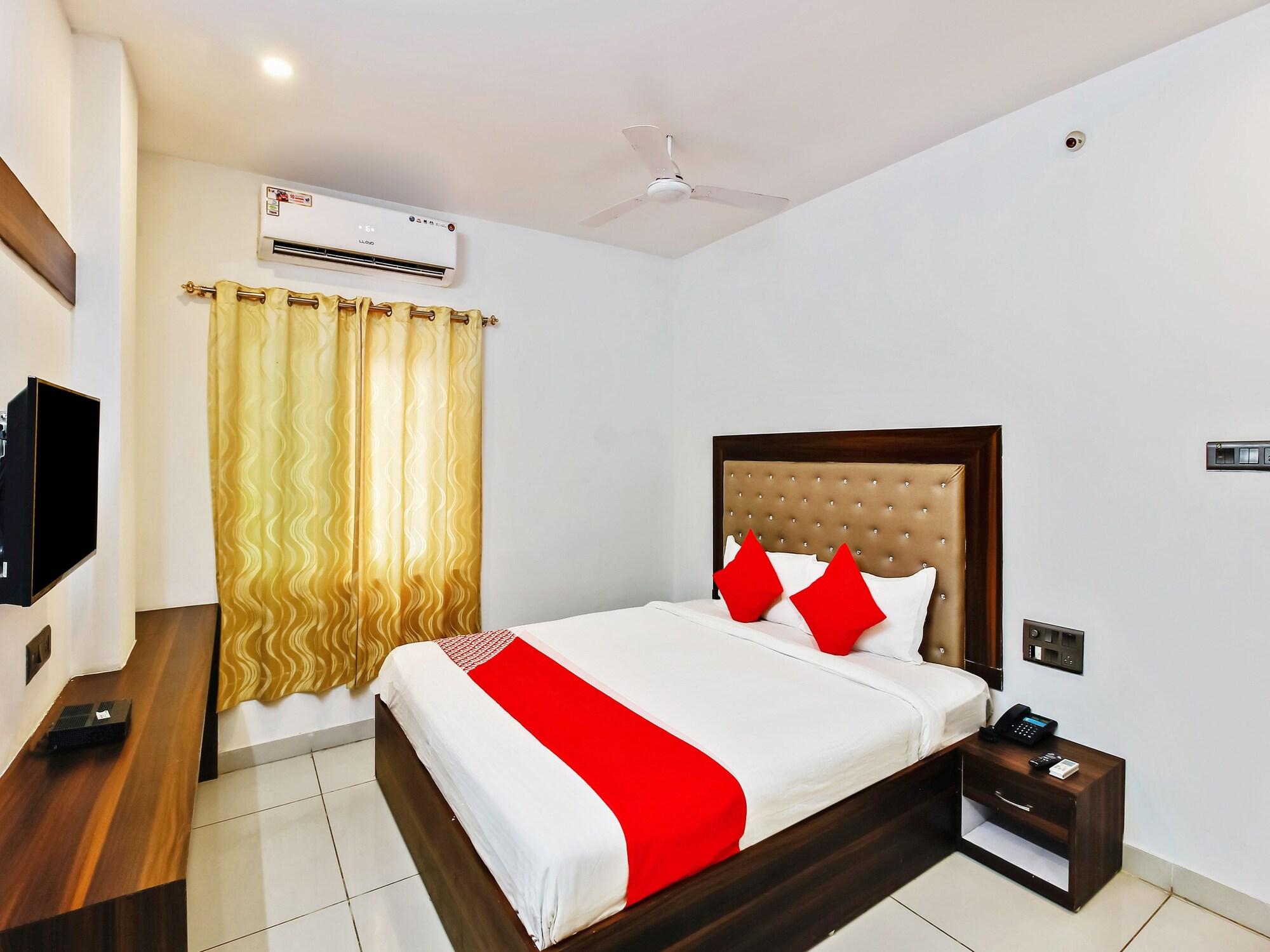 Oyo 29131 Hotel Mn Grand 商沙巴 外观 照片