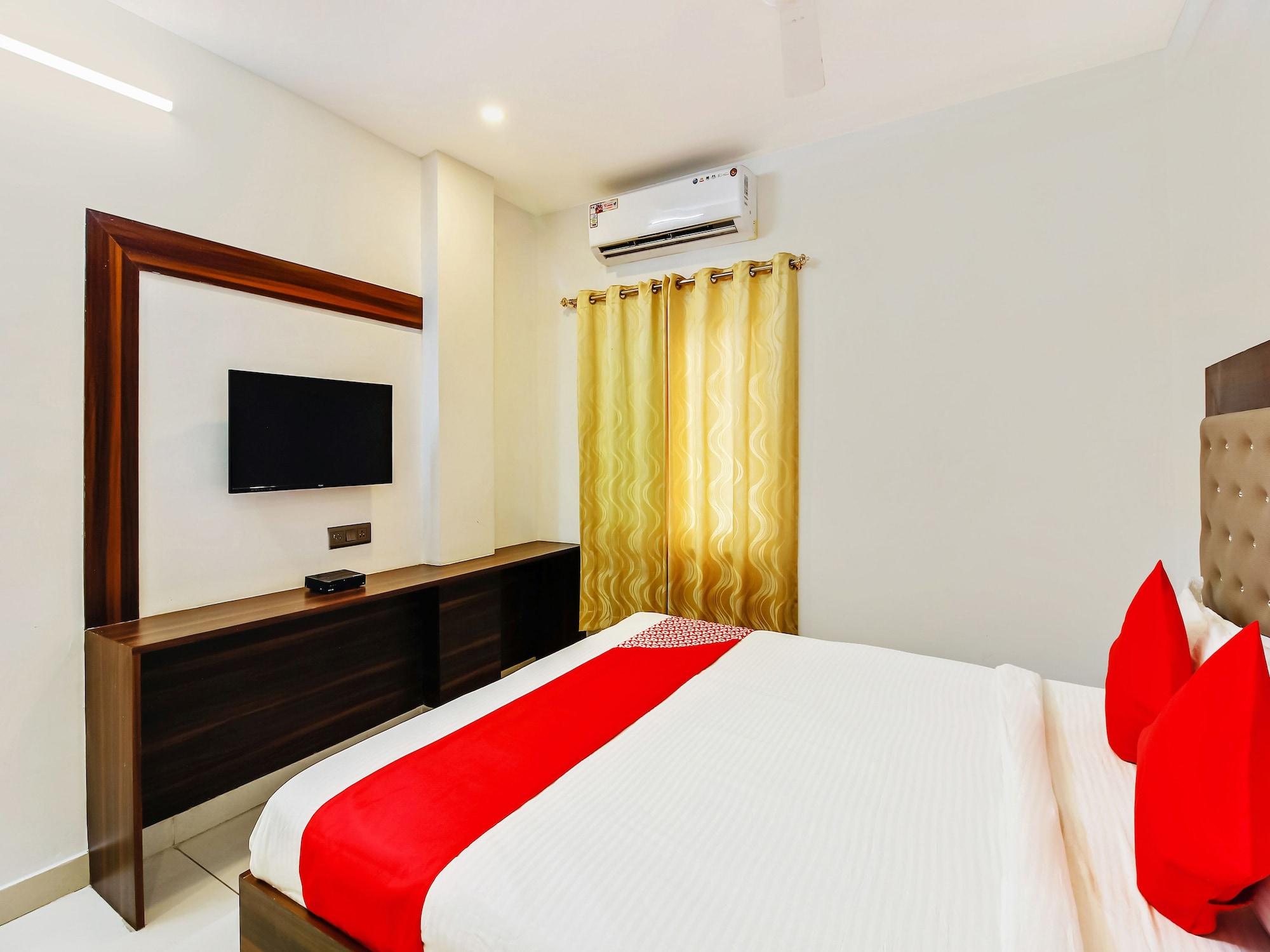 Oyo 29131 Hotel Mn Grand 商沙巴 外观 照片