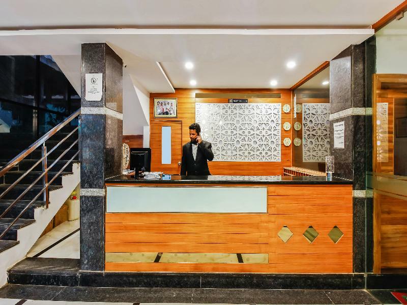 Oyo 29131 Hotel Mn Grand 商沙巴 外观 照片